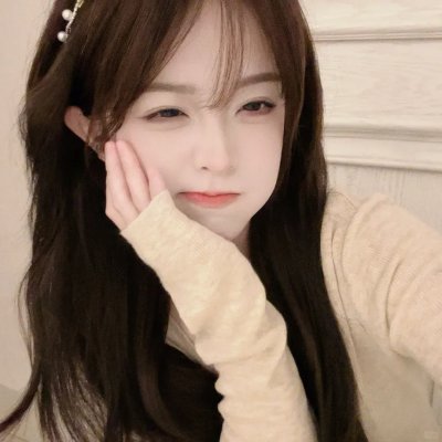 滑板女孩